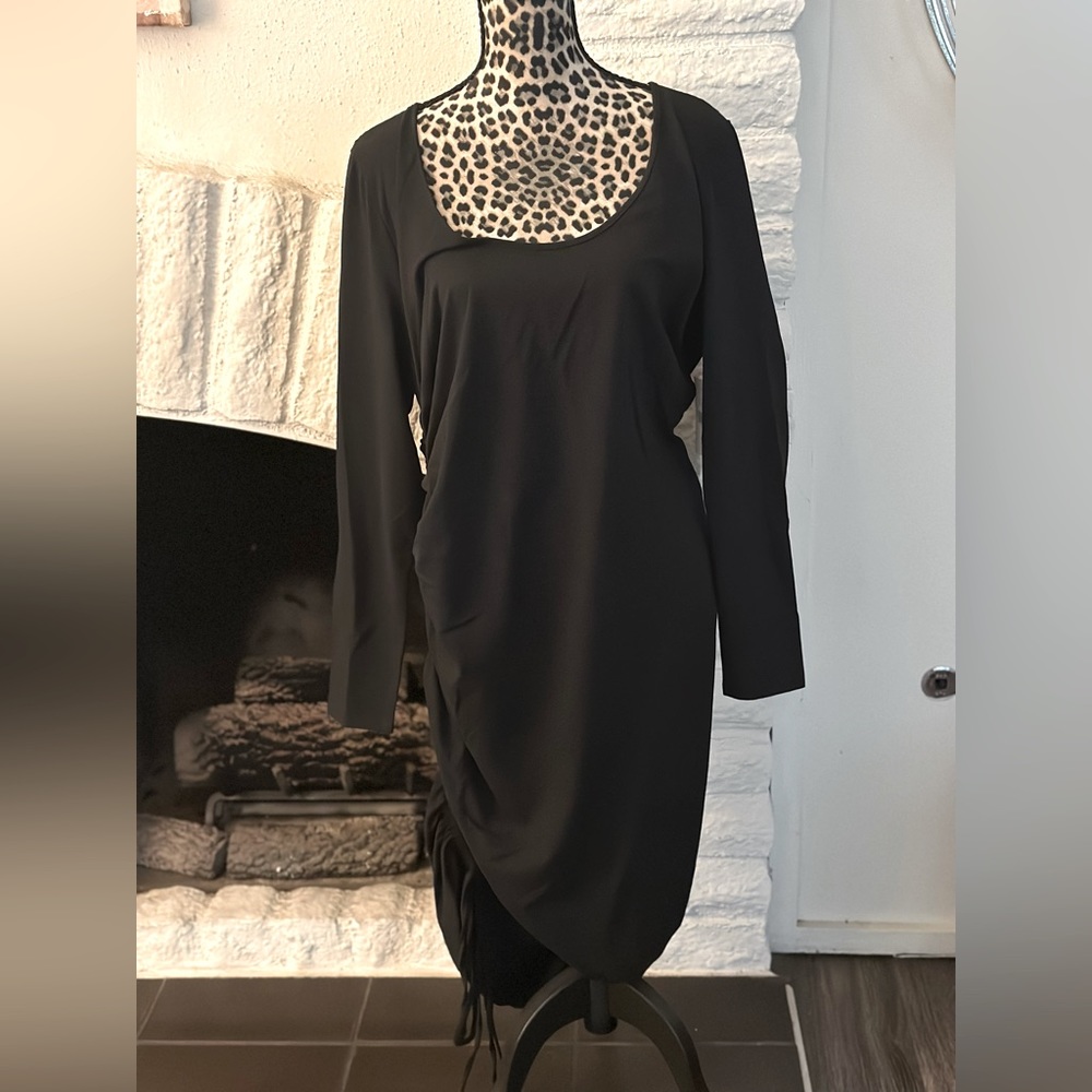 Black side ruching midi dress